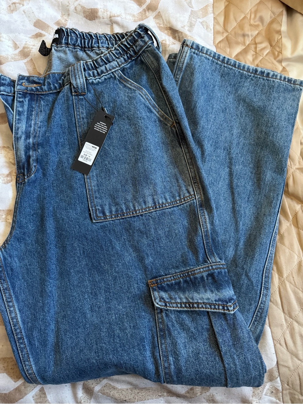 Fashion Nova Blue Relaxed-Fit Women's Cargo Jeans